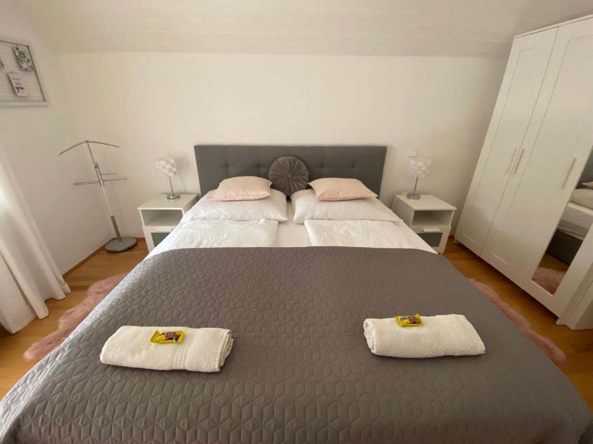 Do-Ti Apartmanhaz בלטונללה מראה חיצוני תמונה