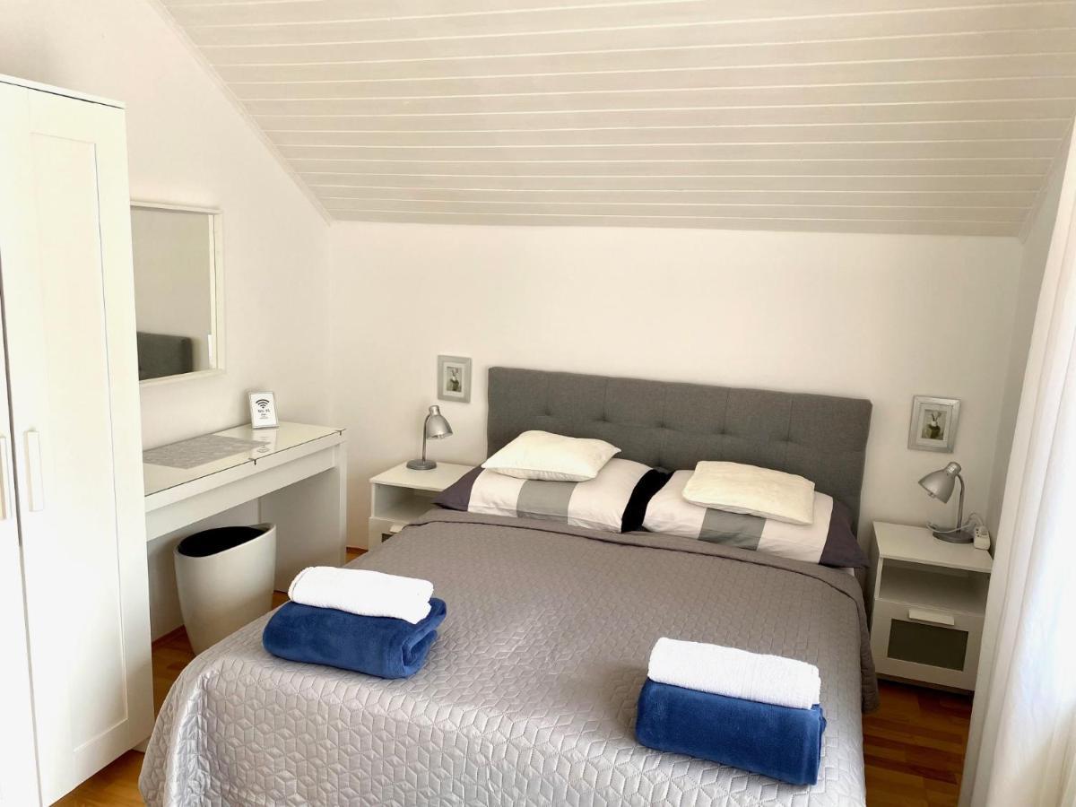 Do-Ti Apartmanhaz בלטונללה מראה חיצוני תמונה