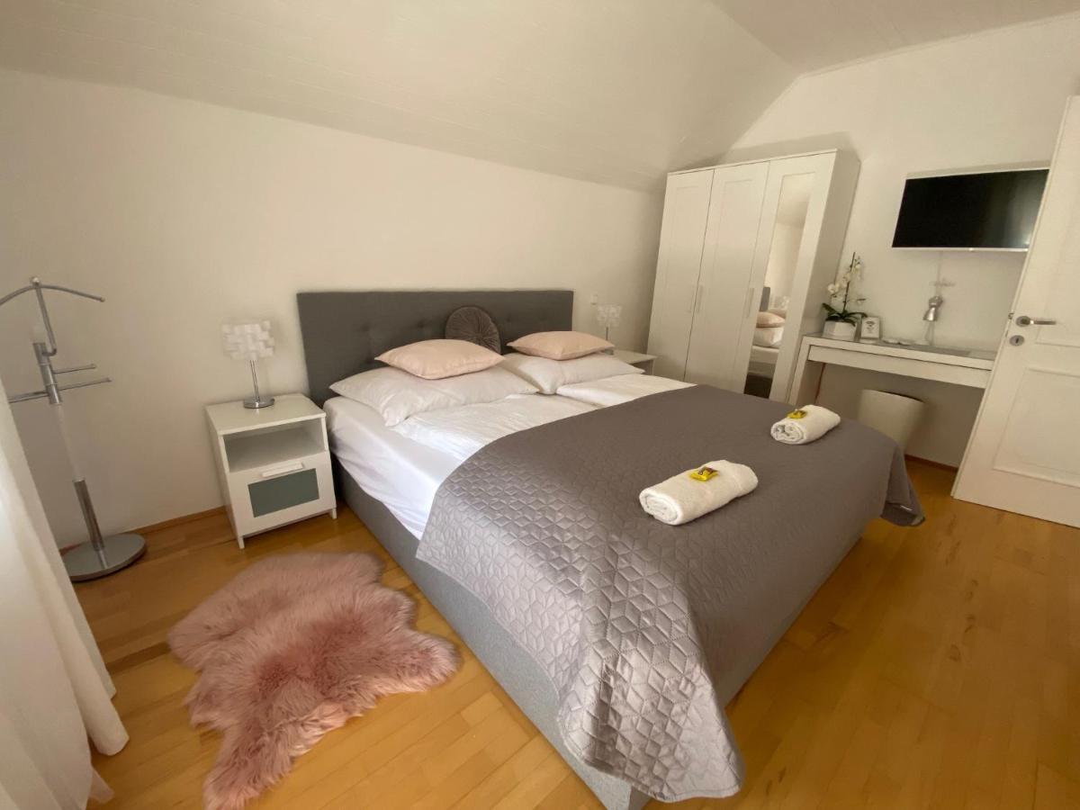 Do-Ti Apartmanhaz בלטונללה מראה חיצוני תמונה