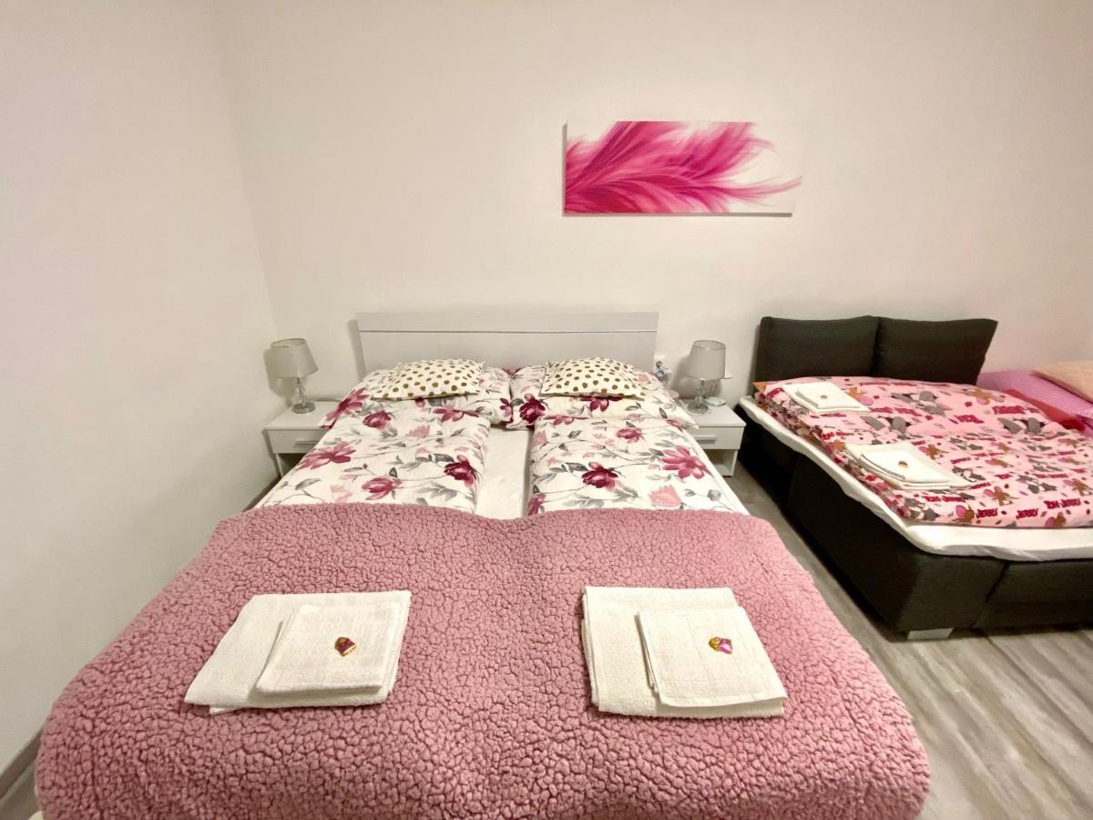 Do-Ti Apartmanhaz בלטונללה מראה חיצוני תמונה