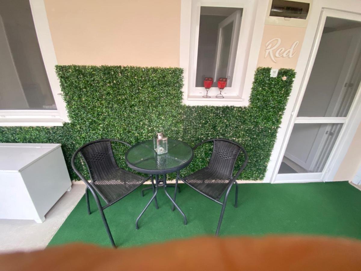 Do-Ti Apartmanhaz בלטונללה מראה חיצוני תמונה