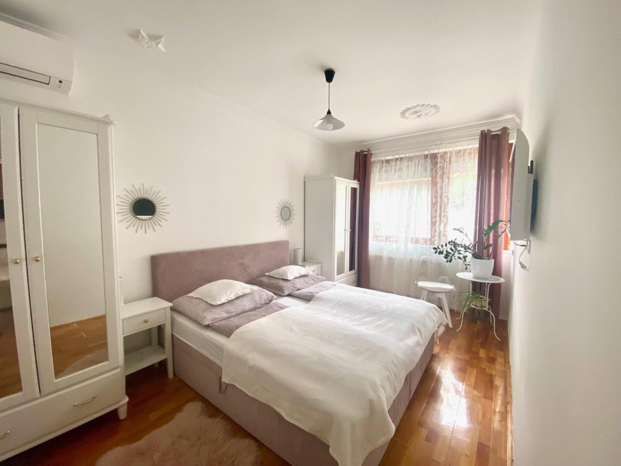 Do-Ti Apartmanhaz בלטונללה מראה חיצוני תמונה